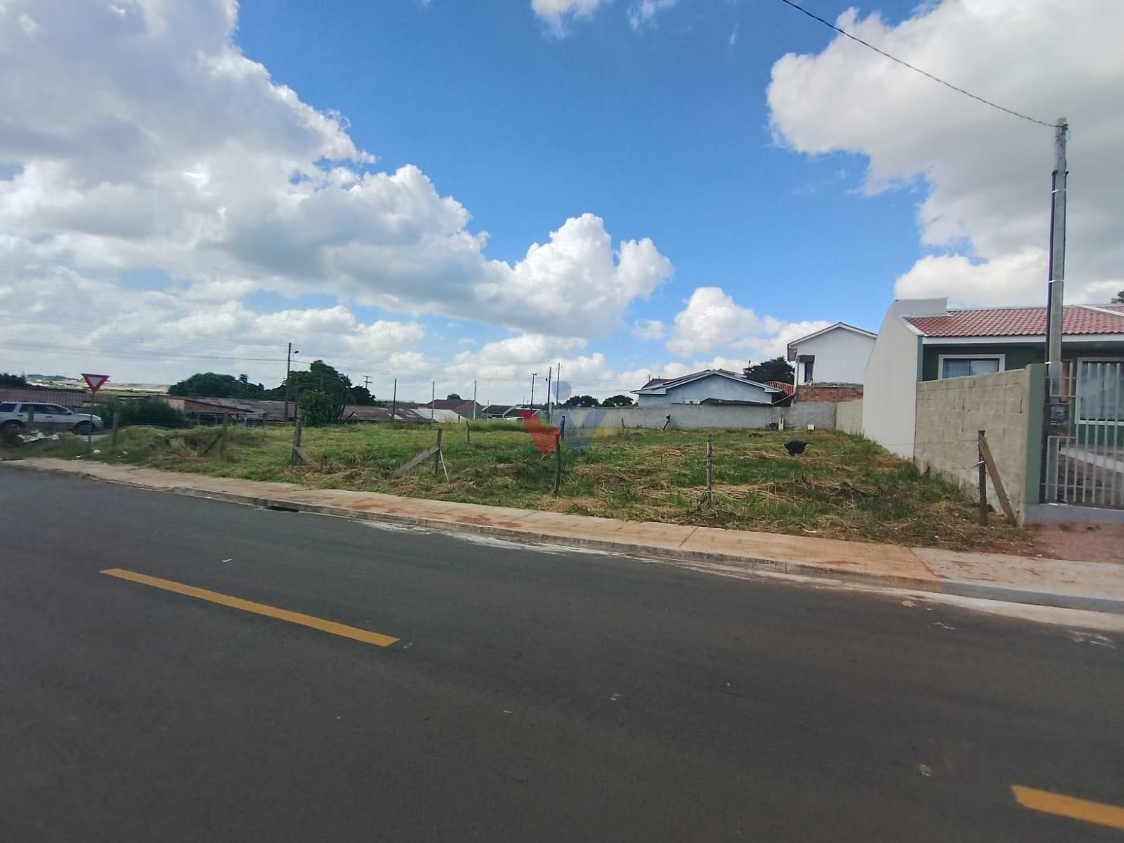 Terreno Plano com 376m  no valor de 168 mil. Excelente Localiz...