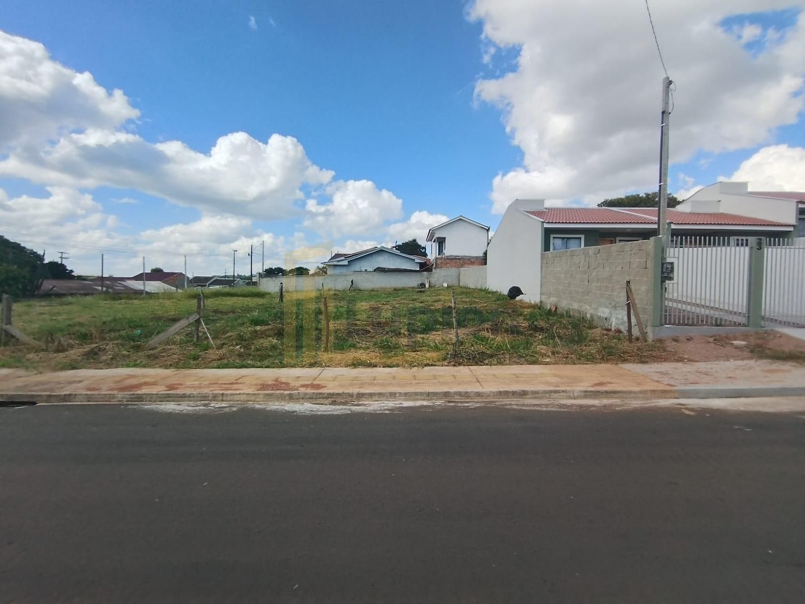 2 Terrenos  esquina e meio de quadra  com 376,50 m  cada. Regi...