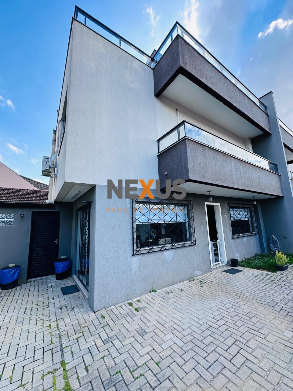 Sobrado dos Sonhos no Uberaba   3 Quartos, Suíte, Terraço e 2 ...