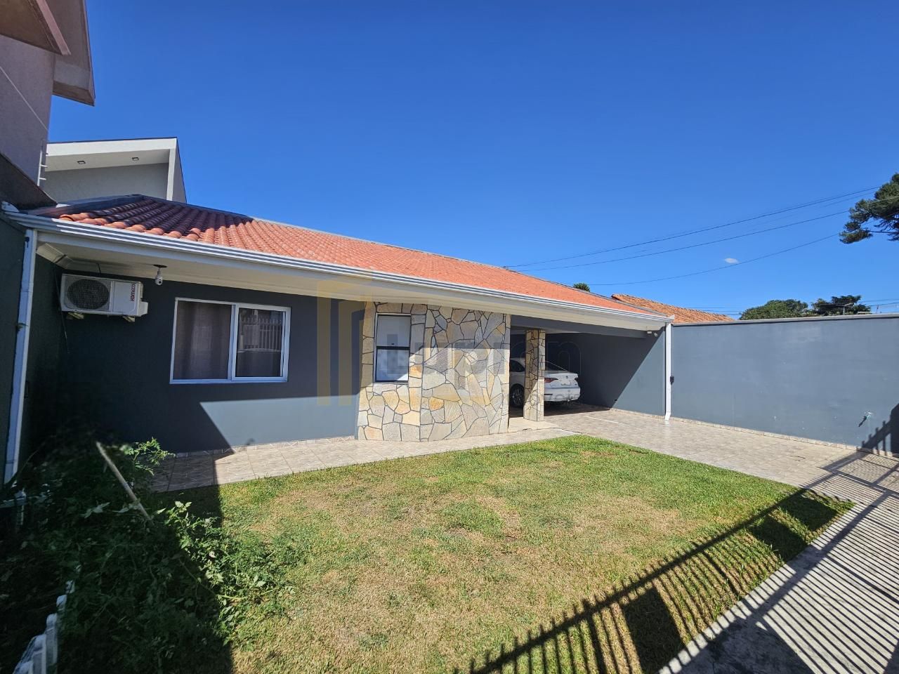 Imóvel com 896 m , casa 4 quartos, barracão e ponto comercial ...