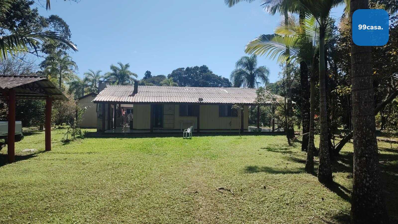 Chácara 33 mil m² à venda na Baía de Guaratuba com nascente, c...