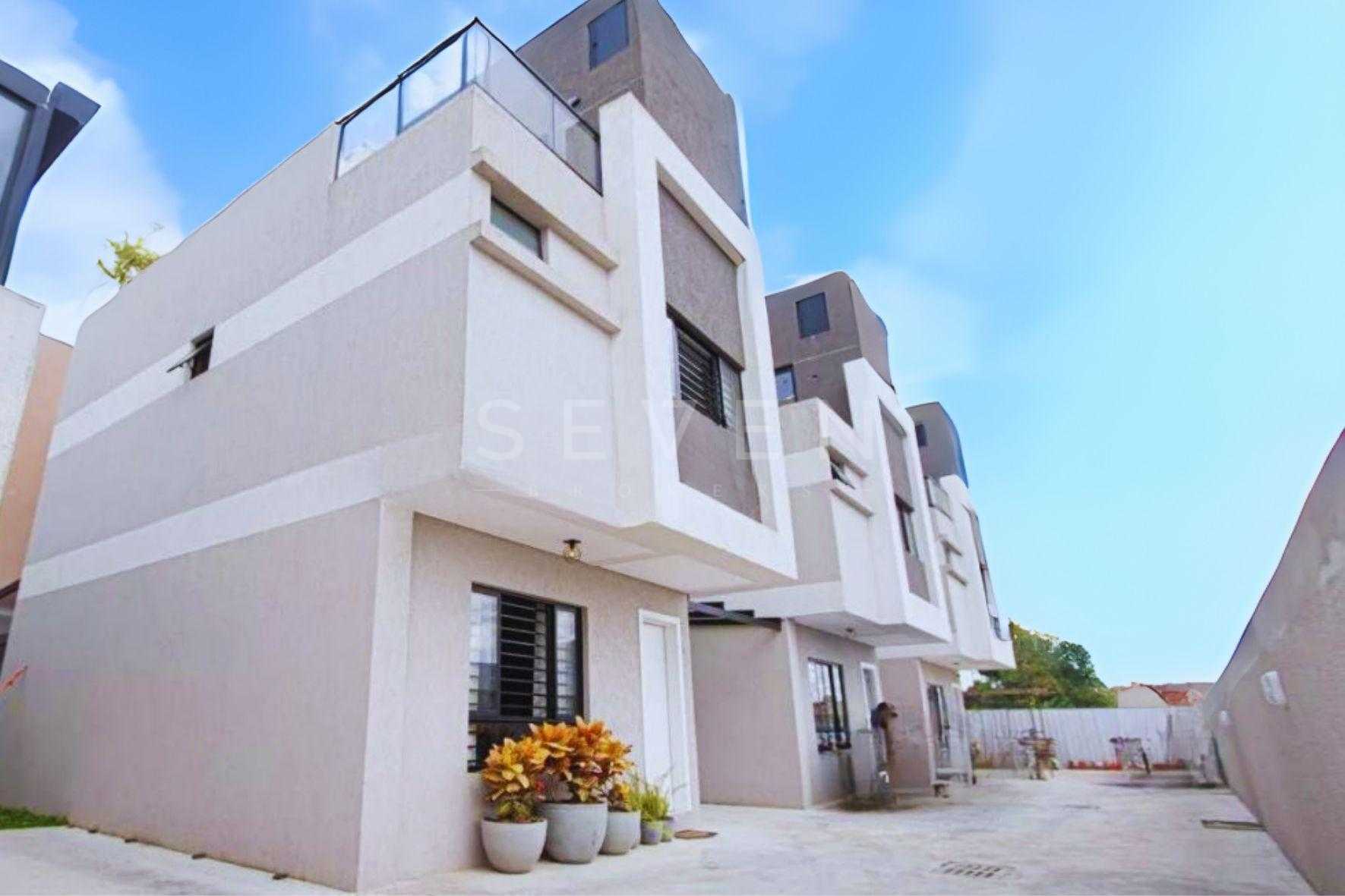 Sobrado mobiliado com terraço | 3 quartos com suíte no Xaxim e...