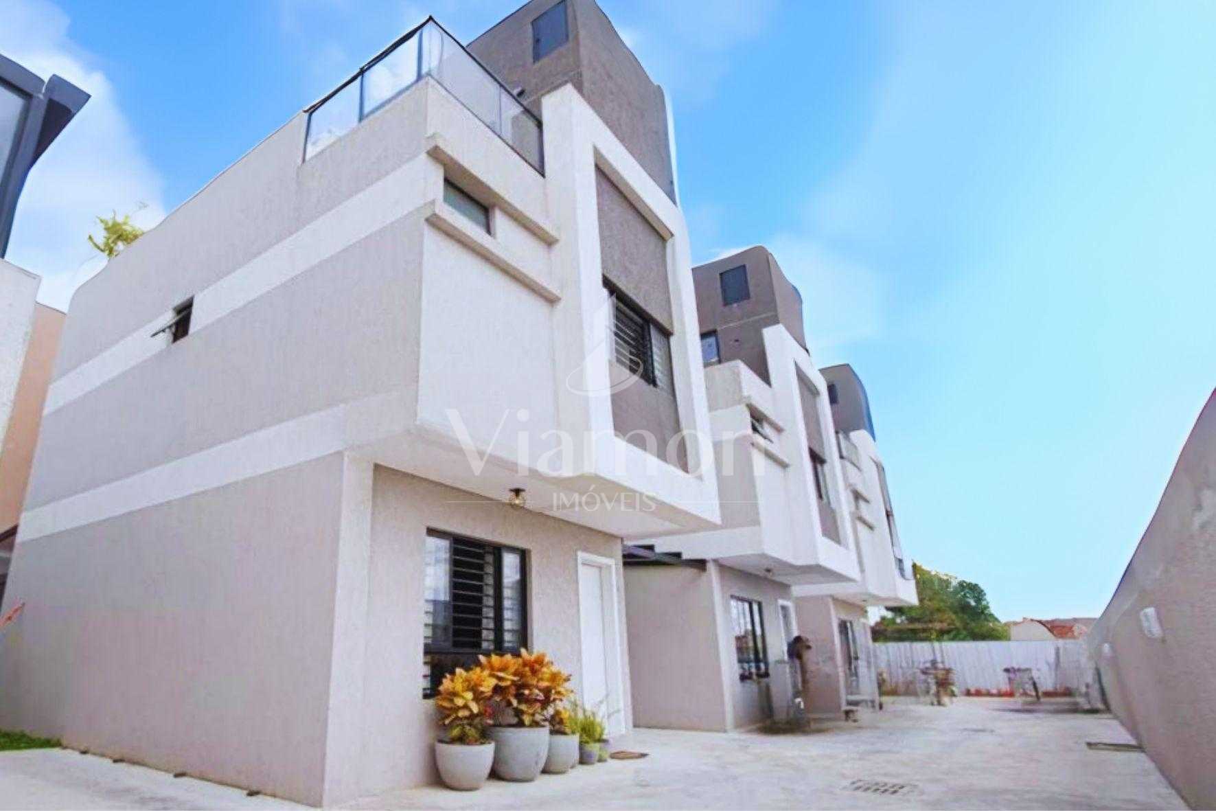 Sobrado mobiliado com terraço | 3 quartos com suíte no Xaxim e...