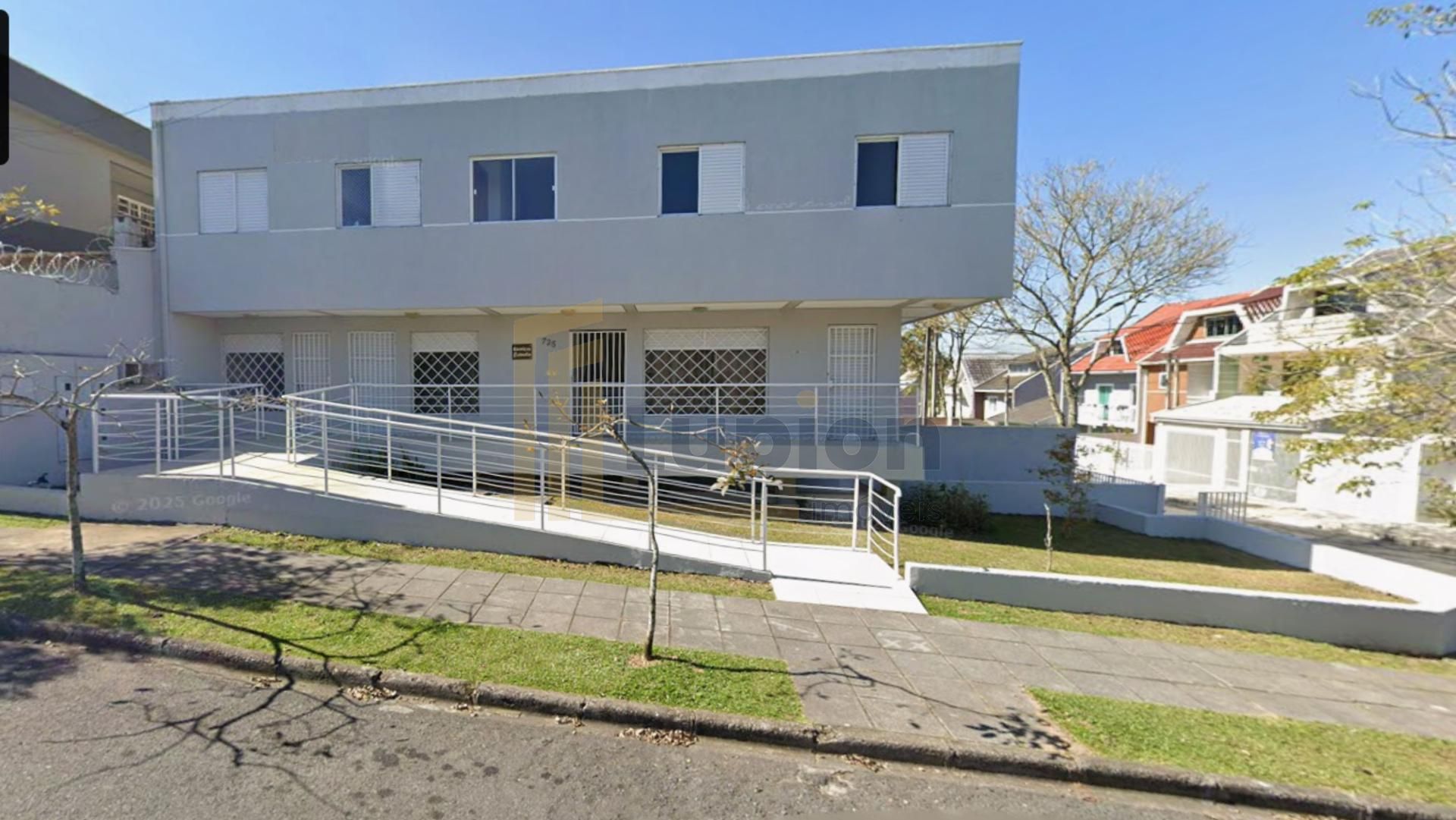Prédio Residencial e Comercial com 5 Unidades e Renda de R$5.5...