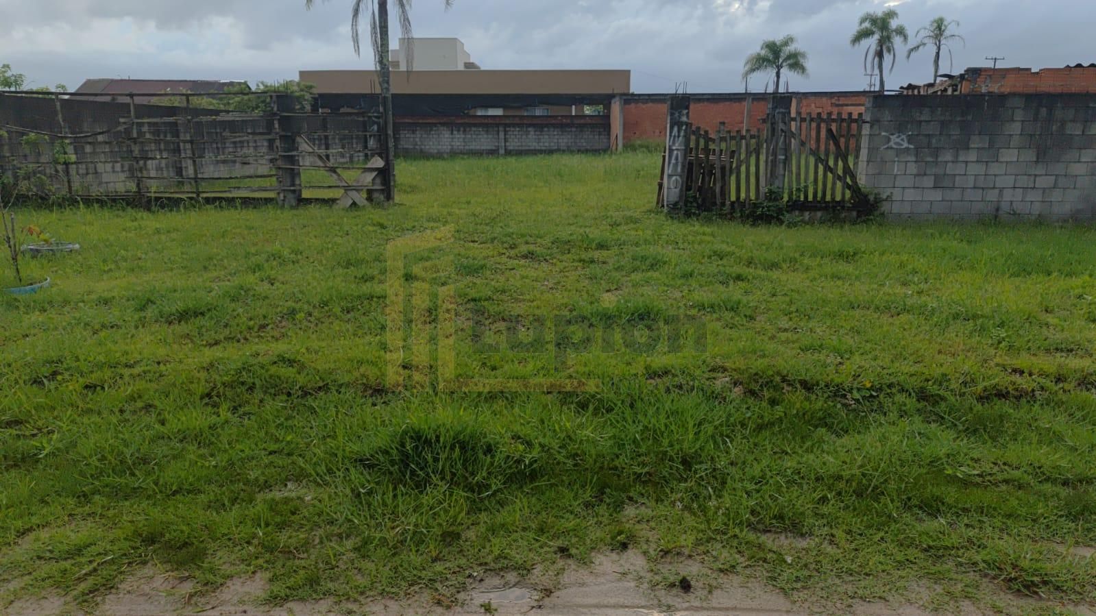 Terrenos a 2 Quadras da Praia de Coroados em Guaratuba | 360 m...