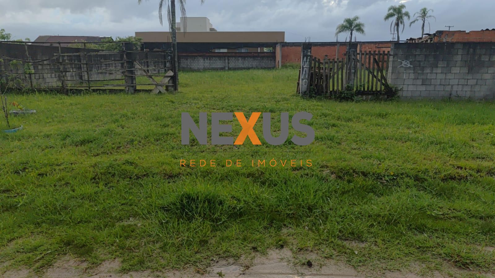 Terrenos a 2 Quadras da Praia de Coroados em Guaratuba | 360 m...