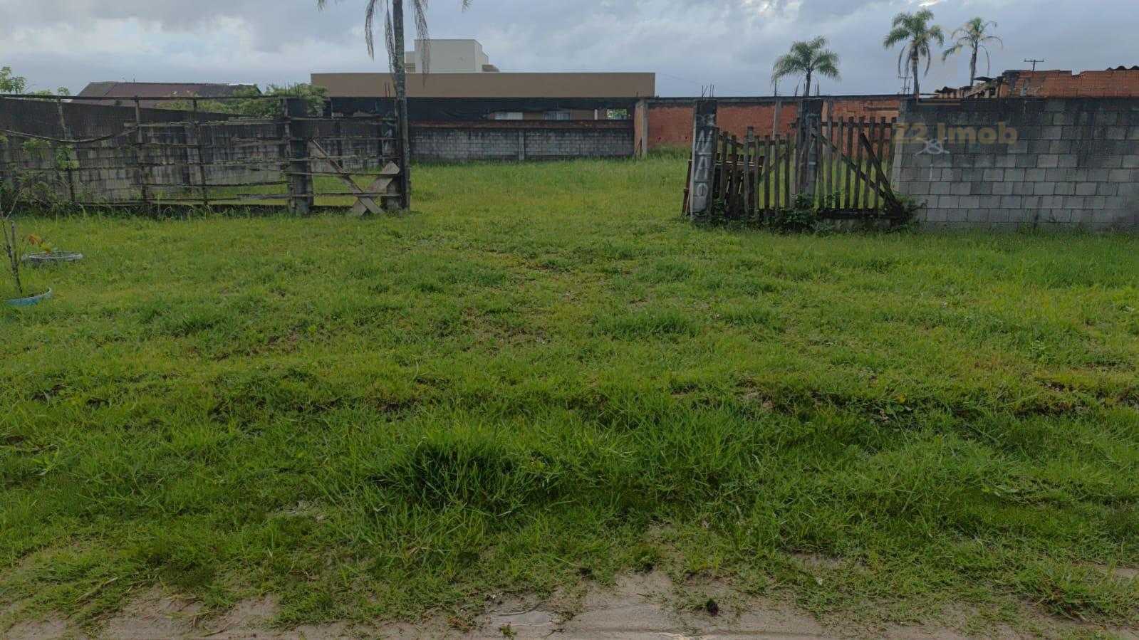 Terrenos a 2 Quadras da Praia de Coroados em Guaratuba | 360 m...