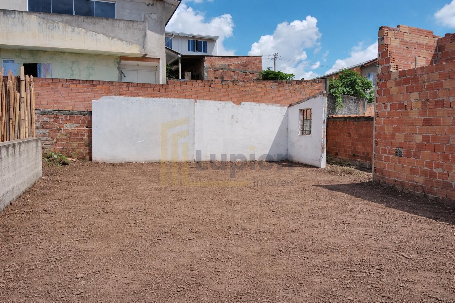 Terreno à venda em Araucária PR -