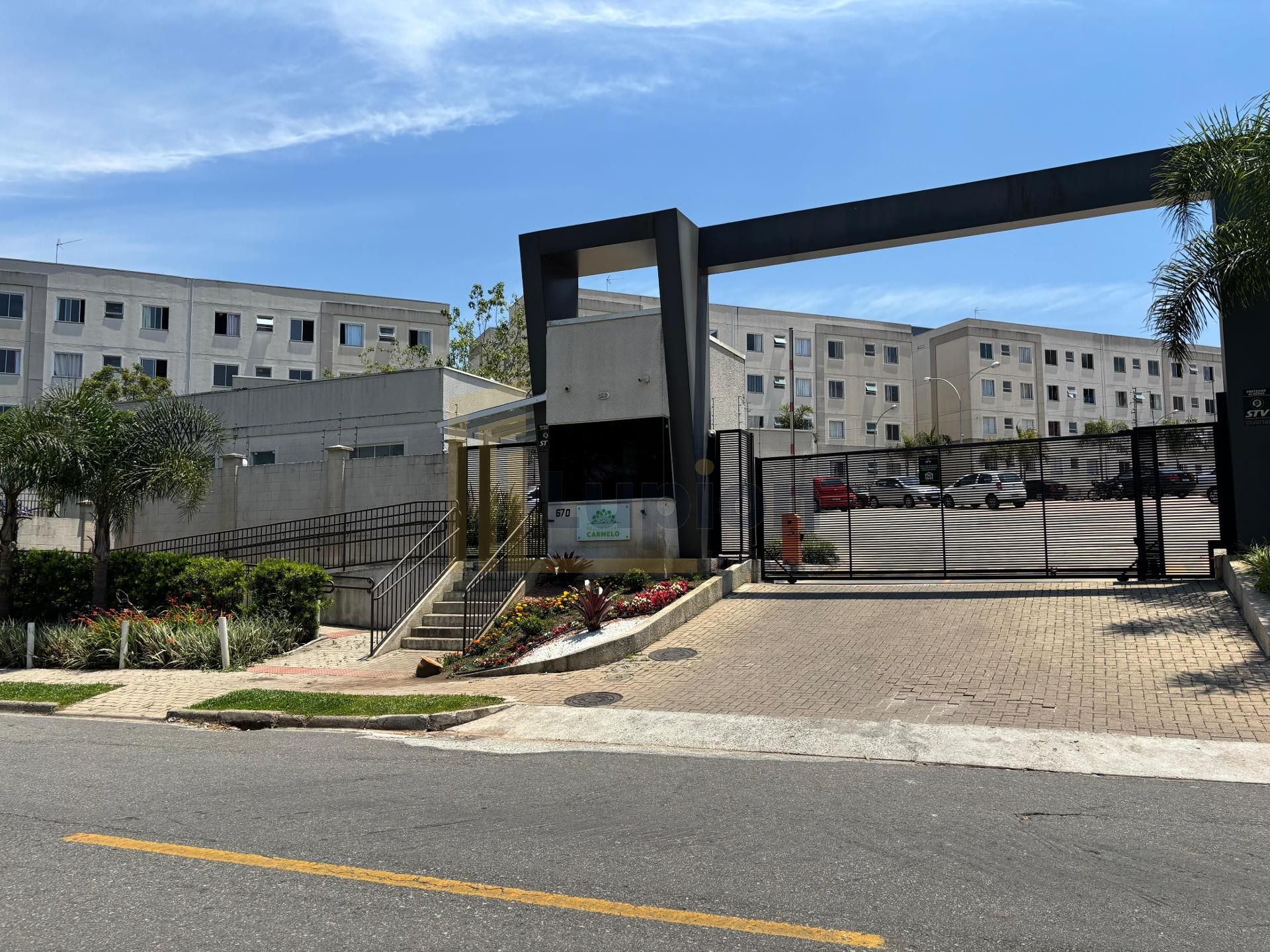 Apartamento térreo com vaga e lazer completo  ótima localização 