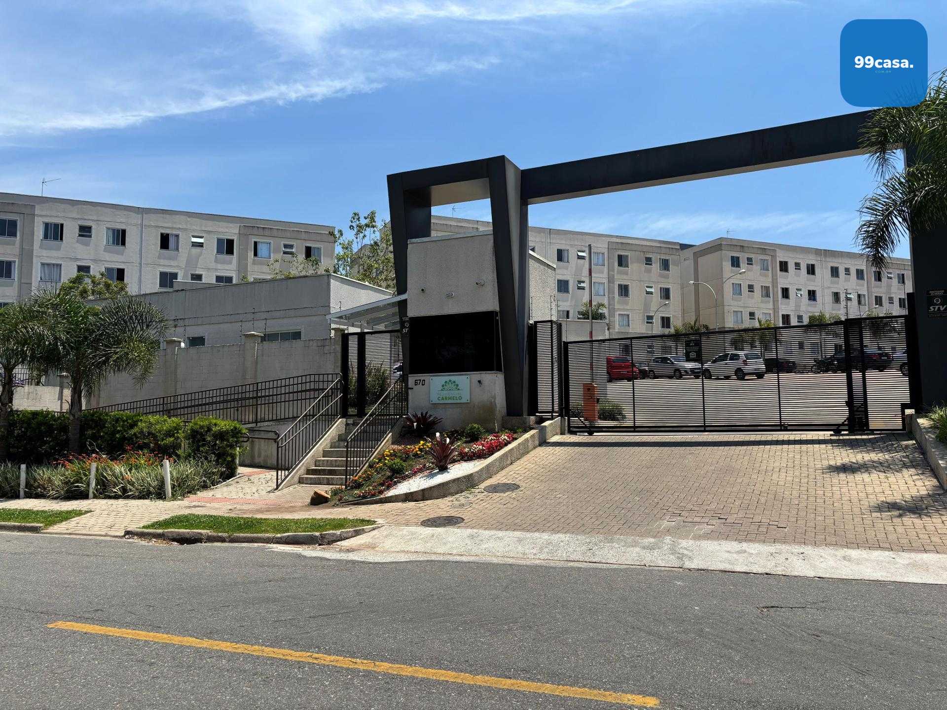 Apartamento térreo com vaga e lazer completo: ótima localização!