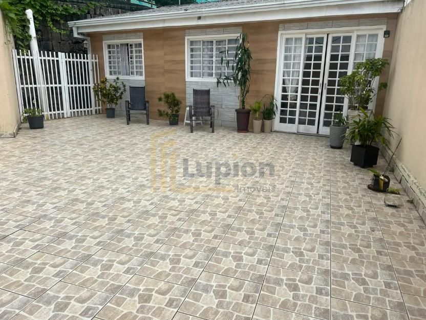 Casa 4 quartos c  suíte no Barreirinha, 412m , churrasqueira e...