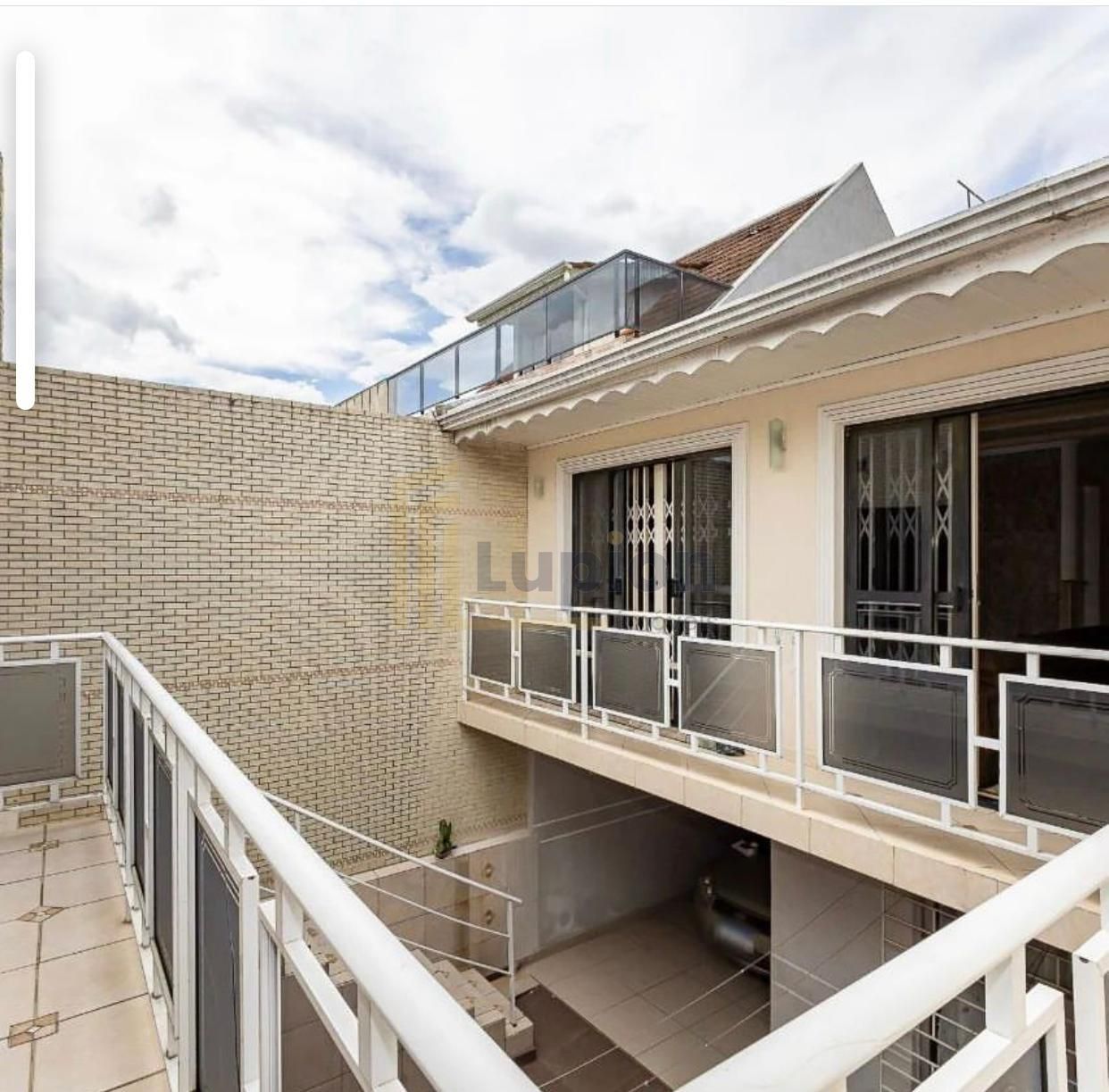 Prédio com Renda de até R 20 mil mês em Araucária | Alto Retorno