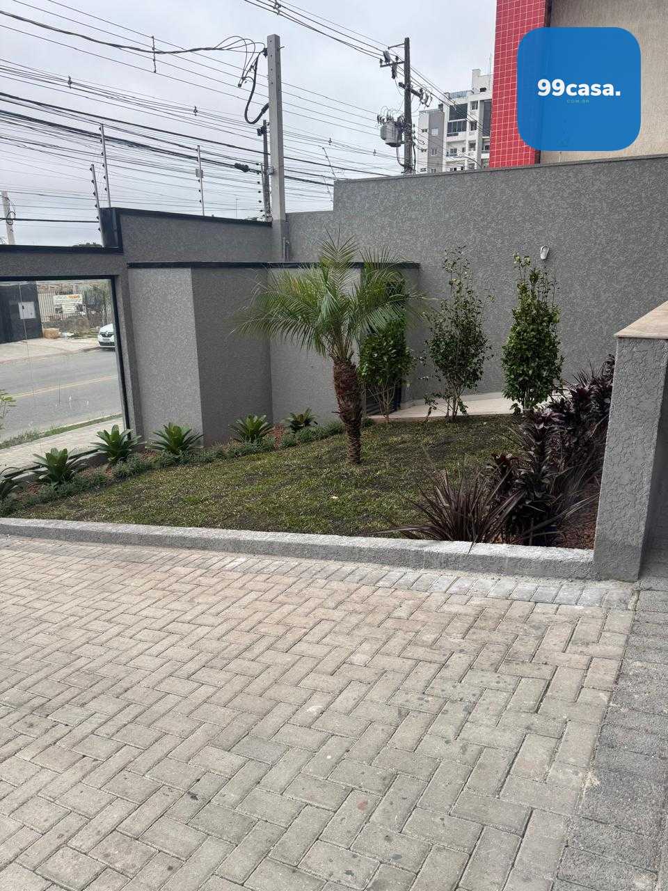 Apartamento 80m , 3 quartos com suíte e vaga coberta no Centro...