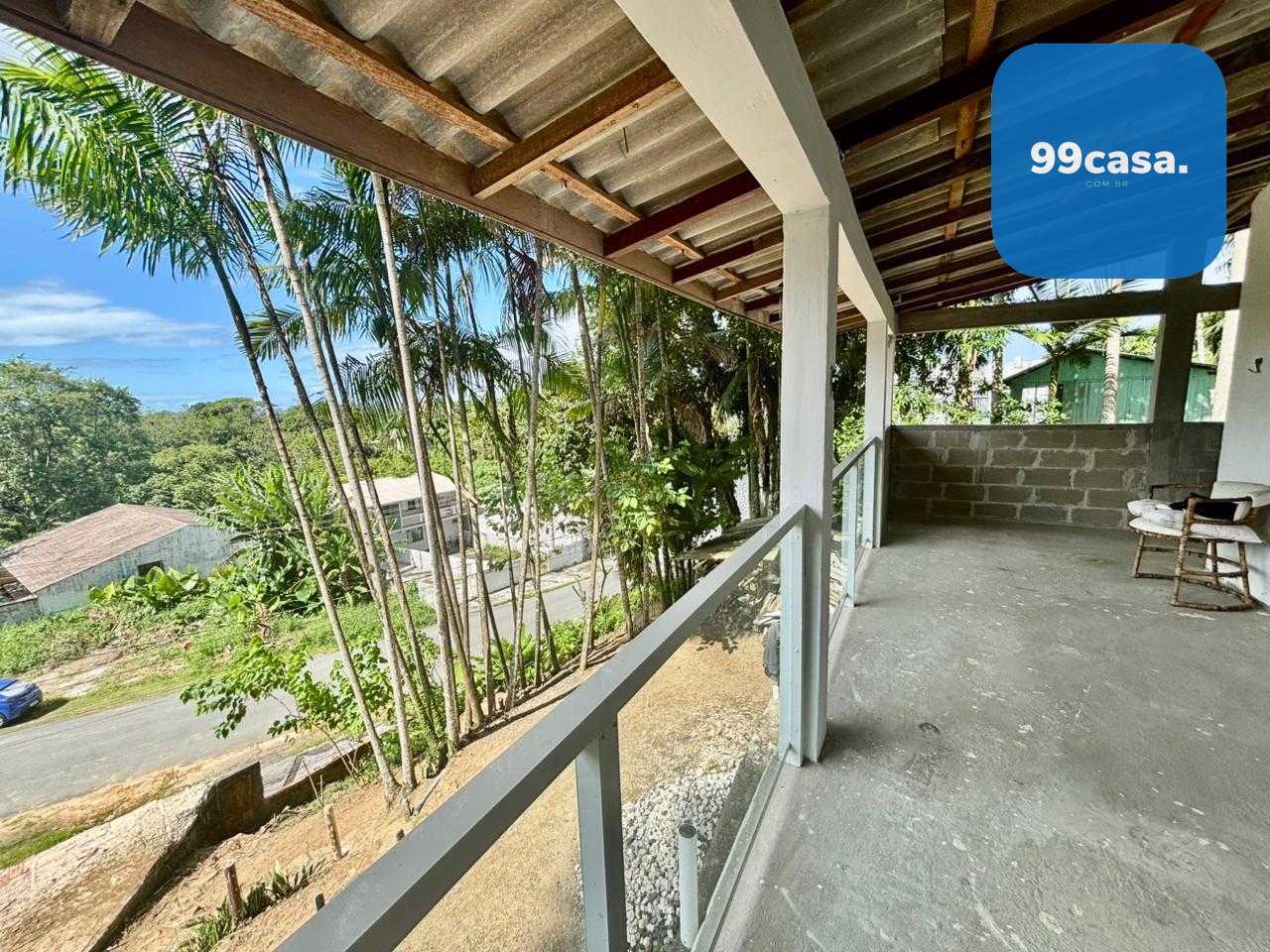 Terreno aproximadamente  2000m com 6 studios casa principal na...