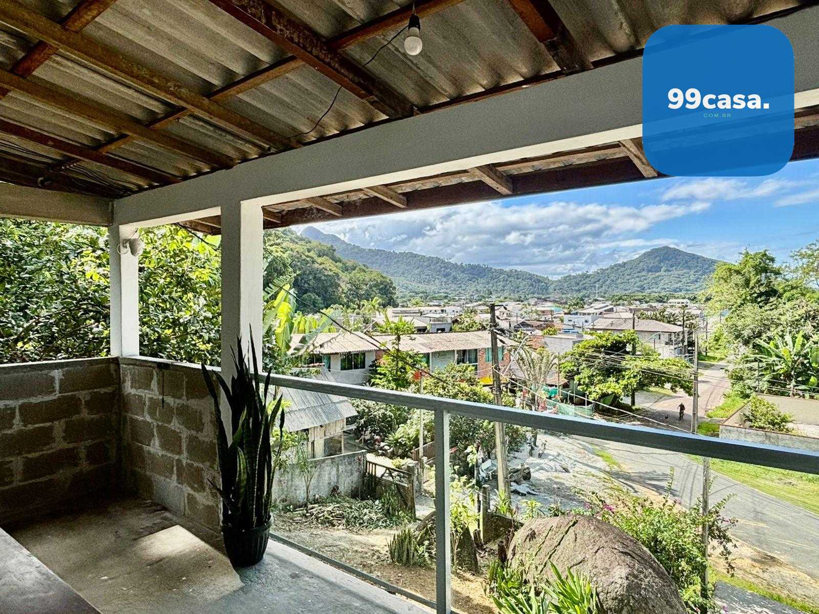 Terreno aproximadamente  2000m com 6 studios casa principal na...