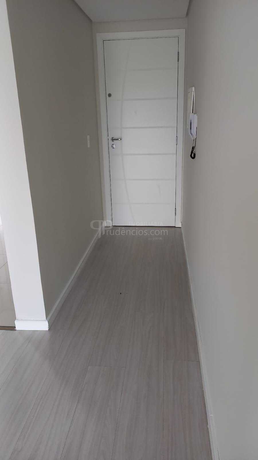 Apartamento térreo 2 quartos em Araucária com churrasqueira e ...