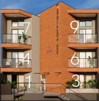 Studio no Ed. Bratislava com vista definitiva e alto potencial...