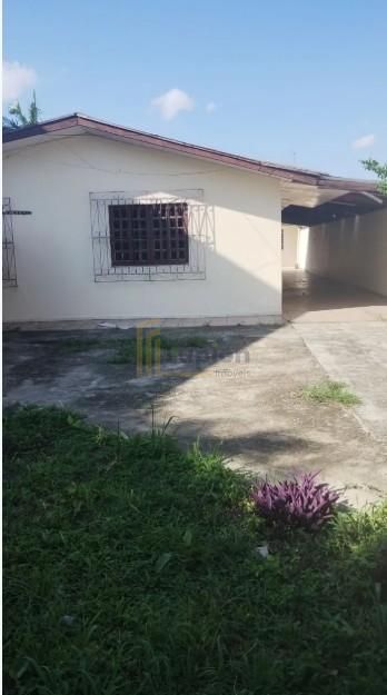 Terreno 720m  com 2 casas em excelente localização e grande po...