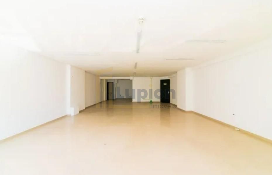Sala Comercial no Centro de Curitiba com 86m , Pé-Direito Alto...