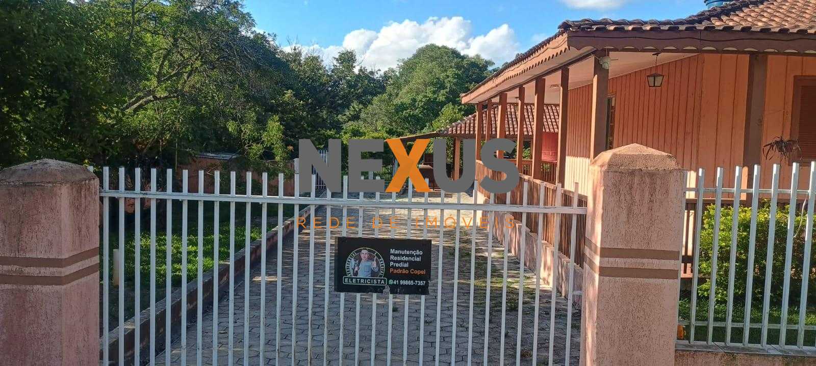 Chácara em Contenda com 3 quartos, pomar, tanque de peixes e 3...