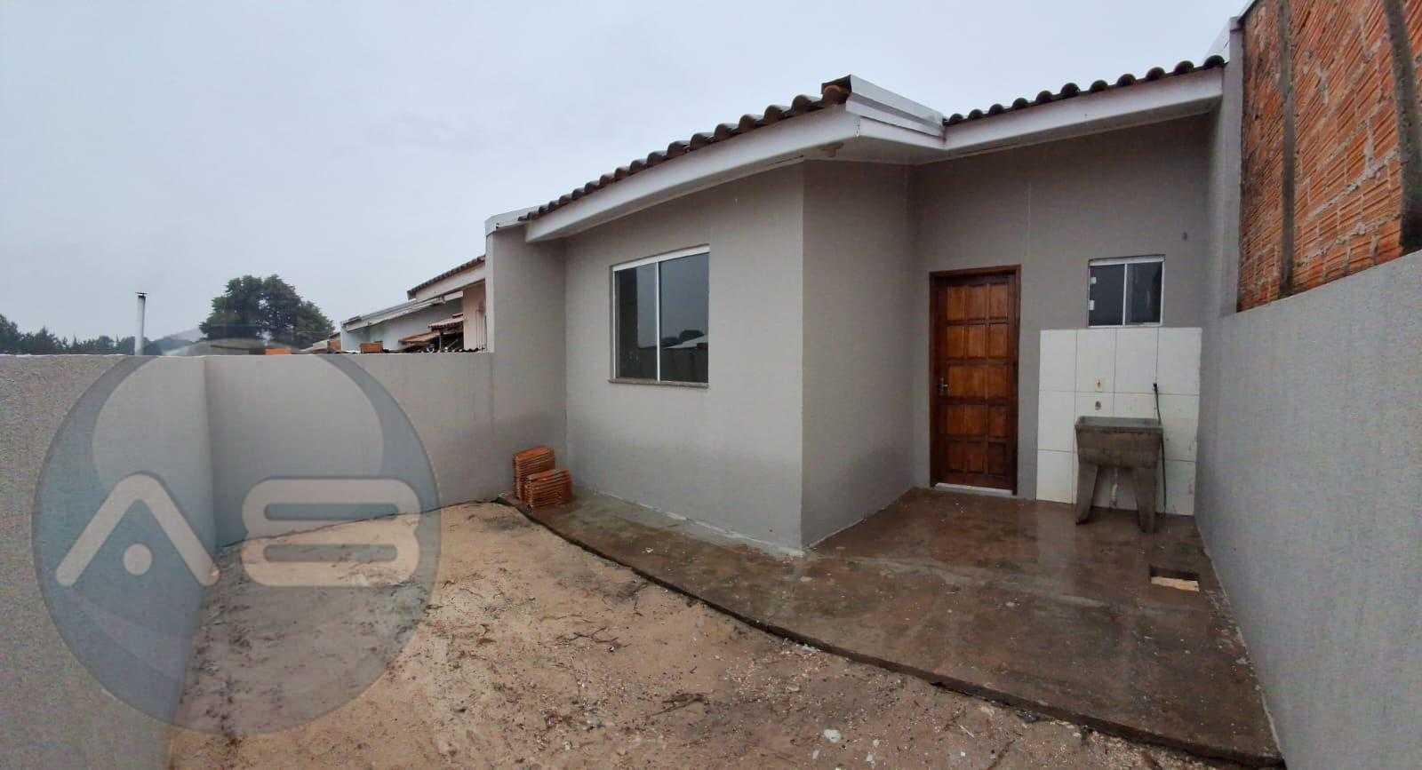 Casa em Ponta Grossa por 180 mil com 2 quartos, conforto, priv...