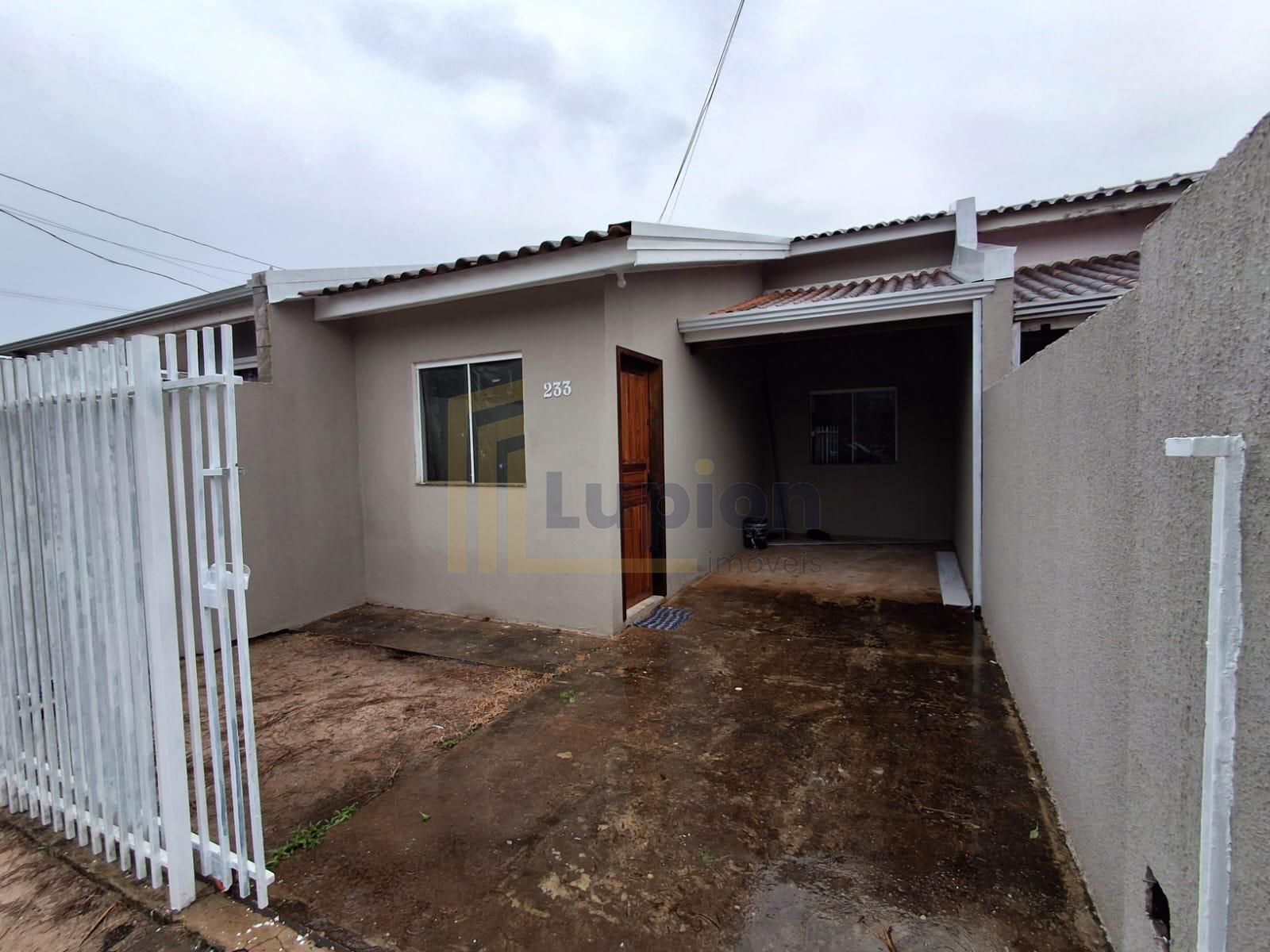 Casa em Ponta Grossa por 180 mil com 2 quartos, conforto, priv...