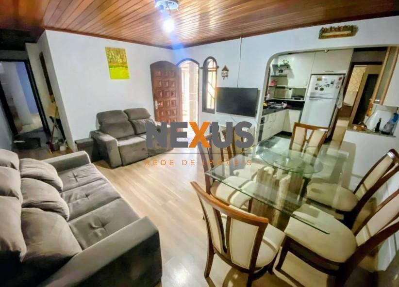 Casa com 3 Quartos, Suíte com Hidromassagem e Terreno de 456m ...
