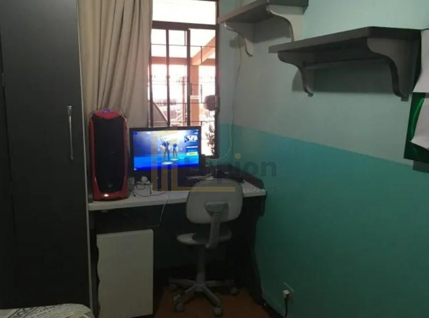 Casa em Condomínio no Xaxim com 3 Quartos, Suíte, Garagem Ampl...