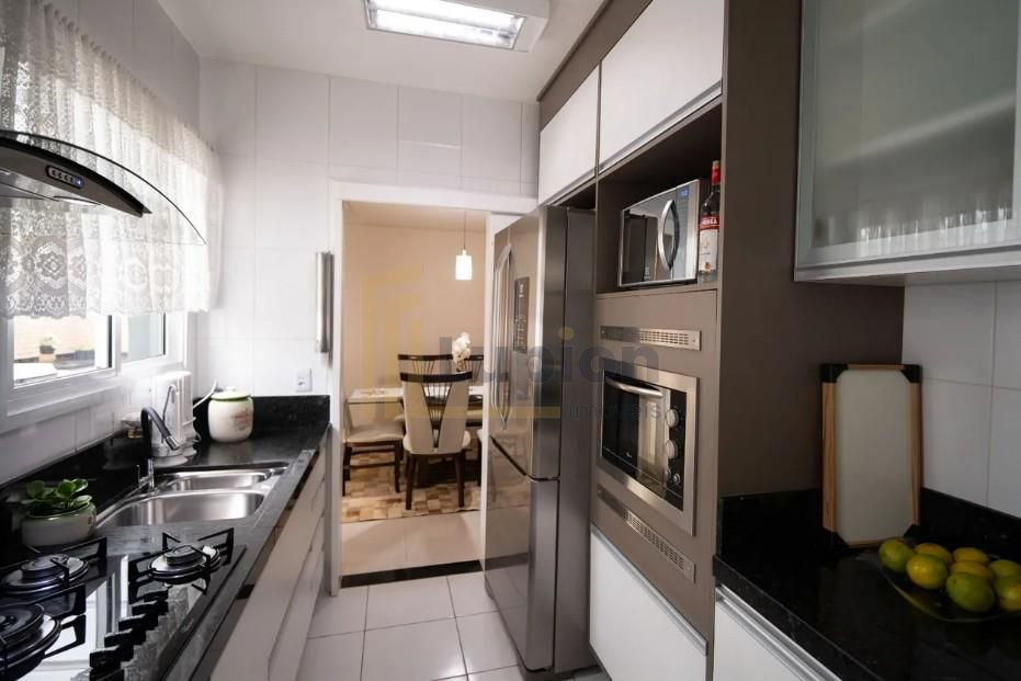 Sobrado em Condomínio Exclusivo com 154m , 3 Quartos, Suíte e ...