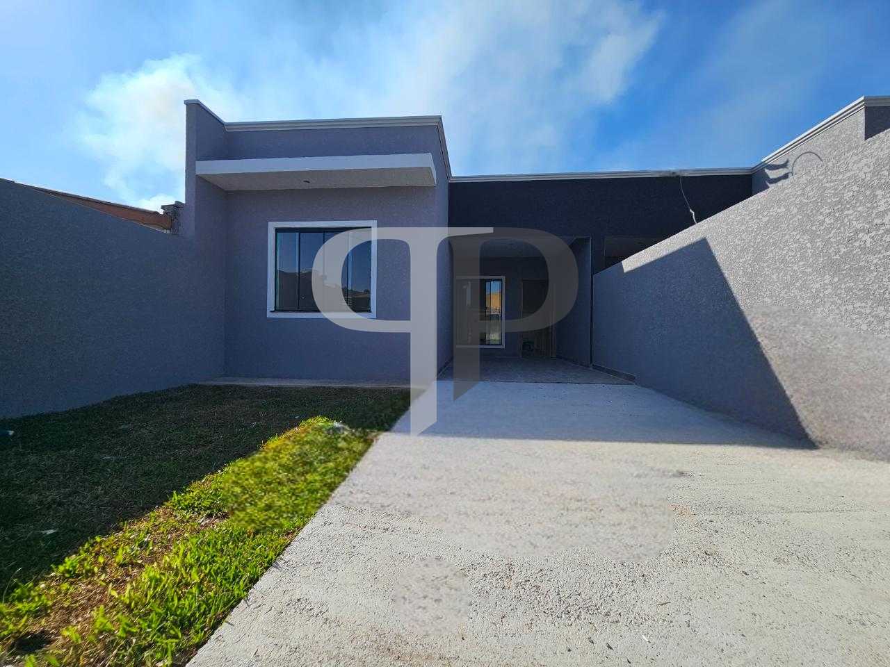 Casa Nova com 2 Quartos, Pé Direito Alto e Excelente Localização