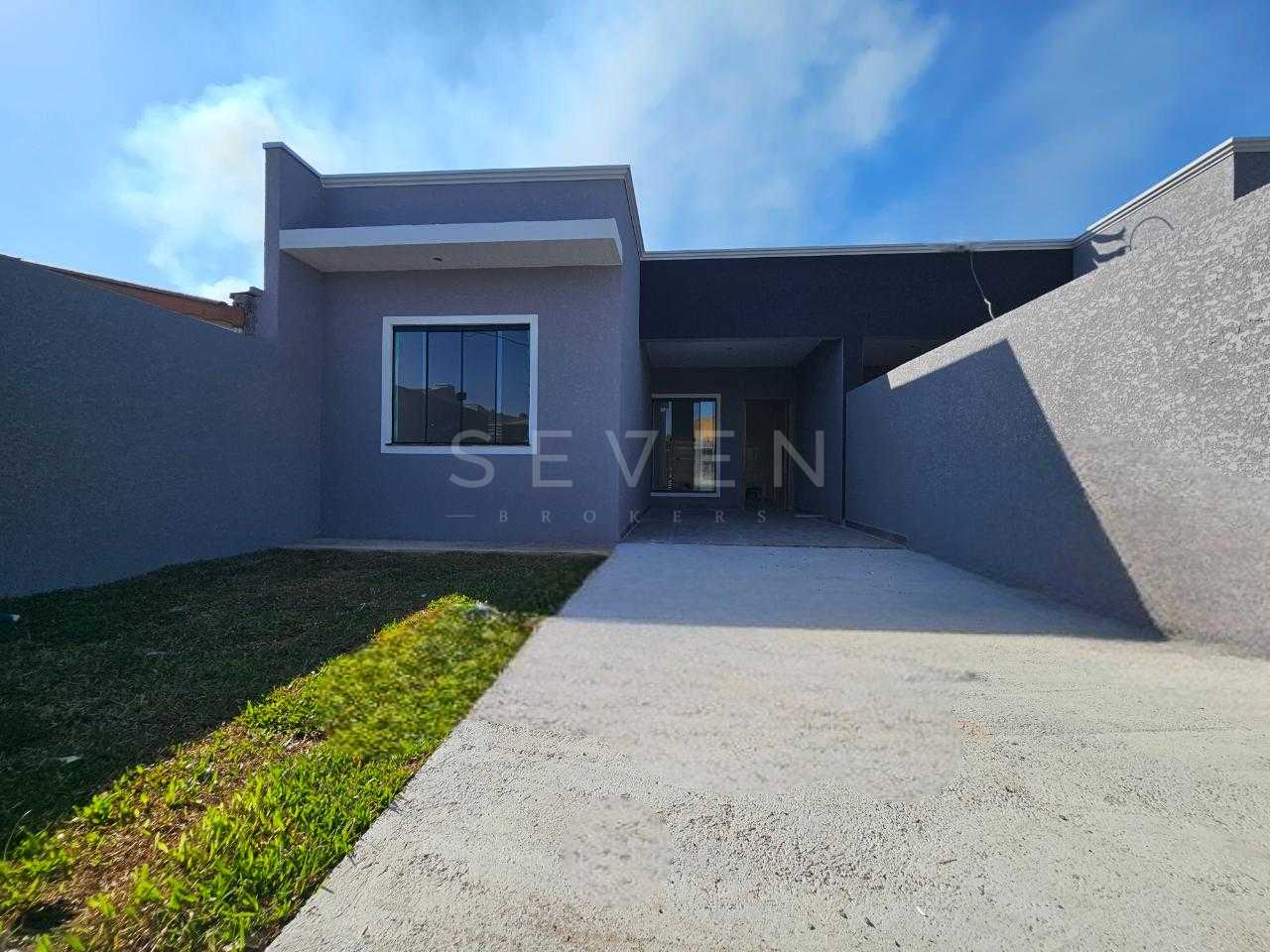 Casa Nova com 2 Quartos, Pé Direito Alto e Excelente Localização