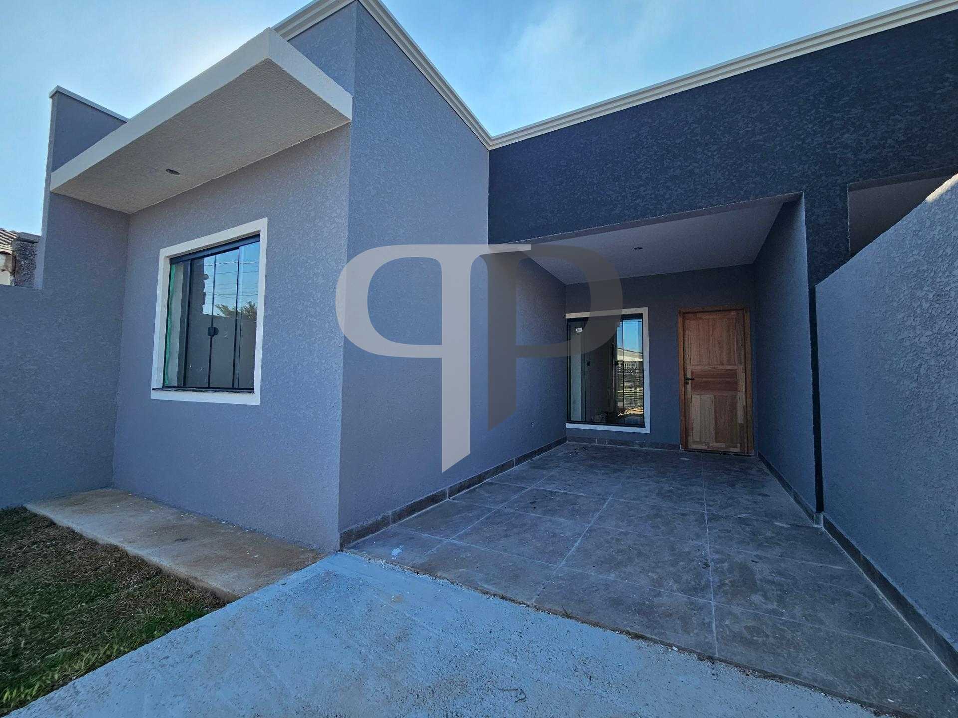 Casa Nova com 2 Quartos, Pé Direito Alto e Excelente Localização
