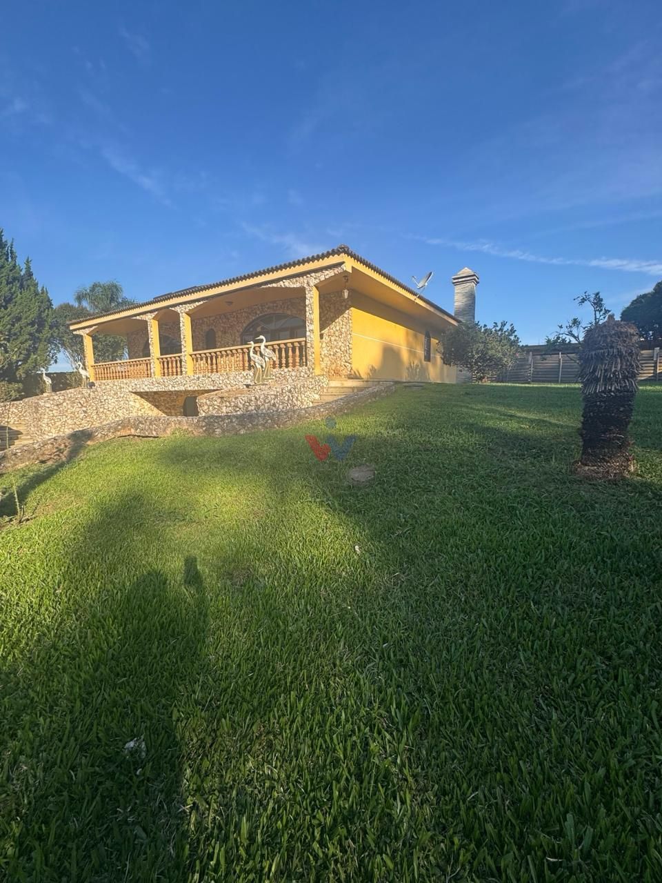 Chácara Completa em Colombo com Casa Colonial, Lazer e Estrutu...