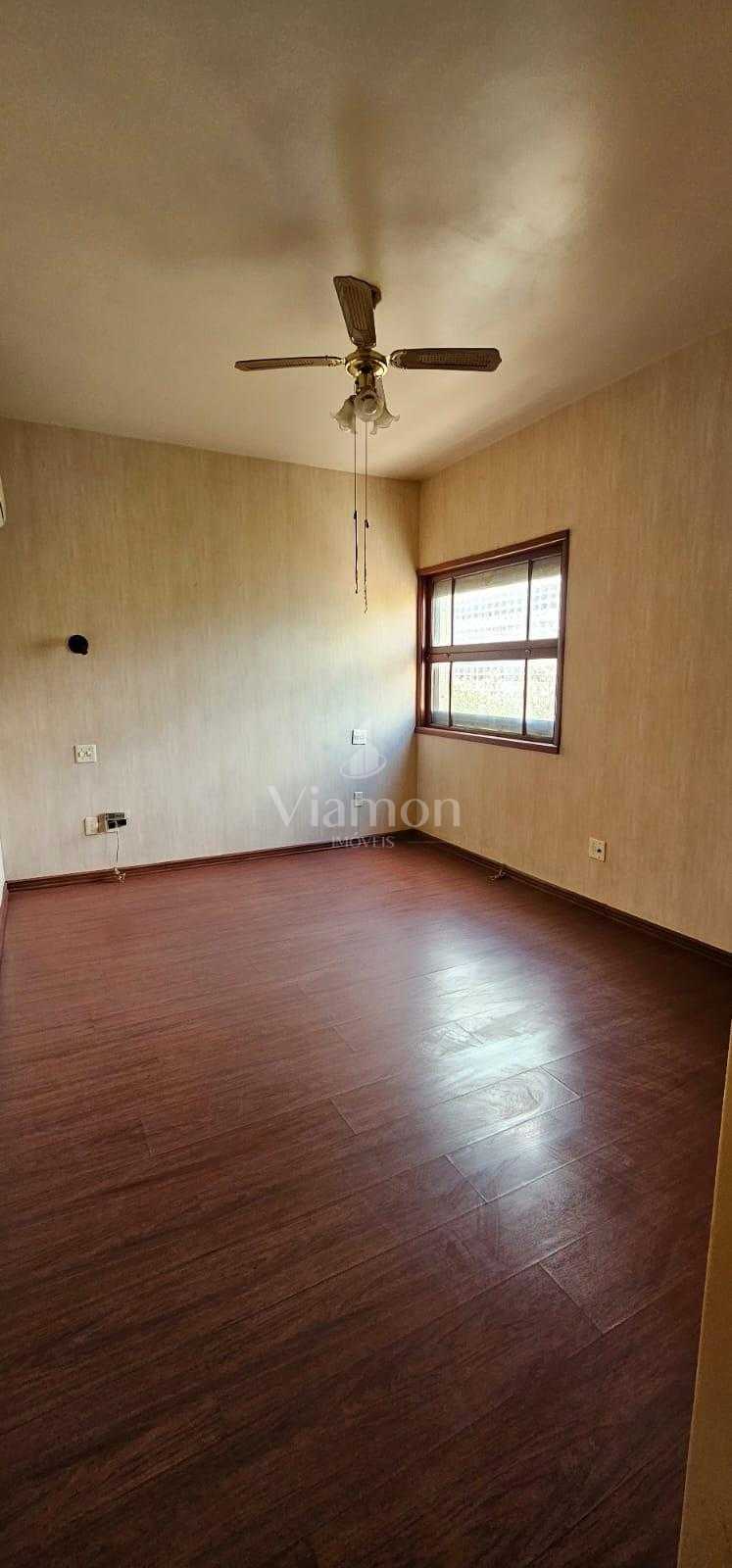 Apartamento amplo com 3 quartos e suíte no Edifício Cidade Ara...