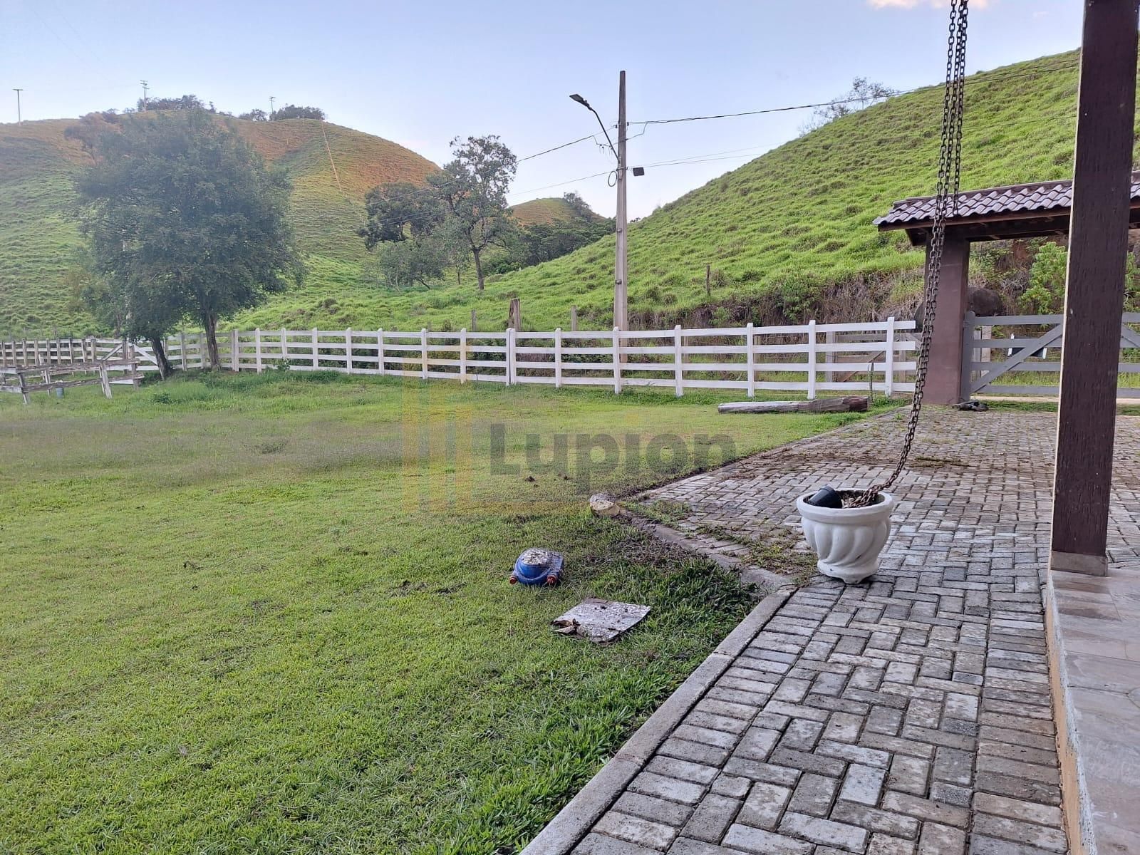 Chácara à Venda em Itaparica com 9.250m , Casa 160m  e Salão d...