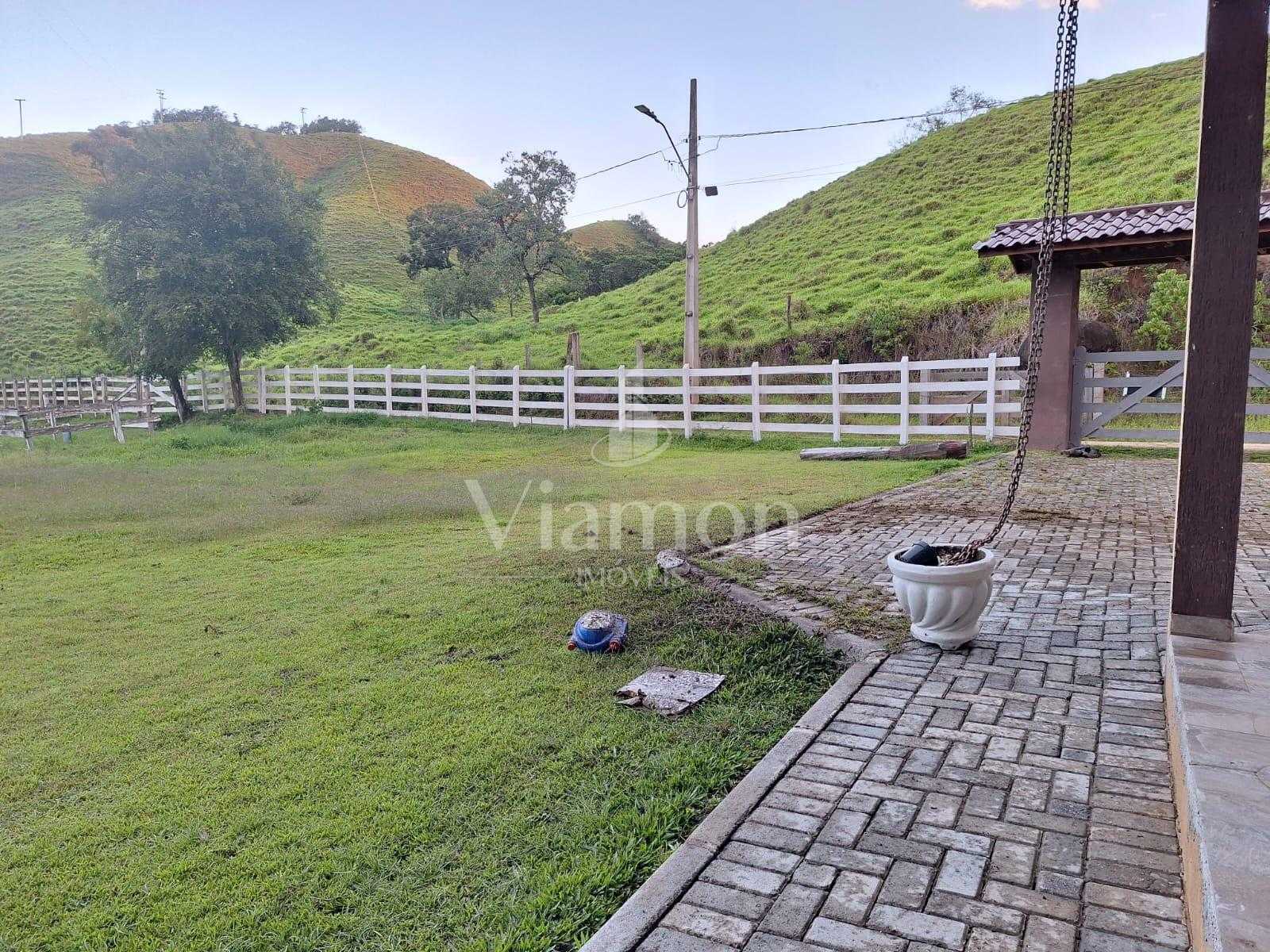 Chácara à Venda em Itaparica com 9.250m , Casa 160m  e Salão d...