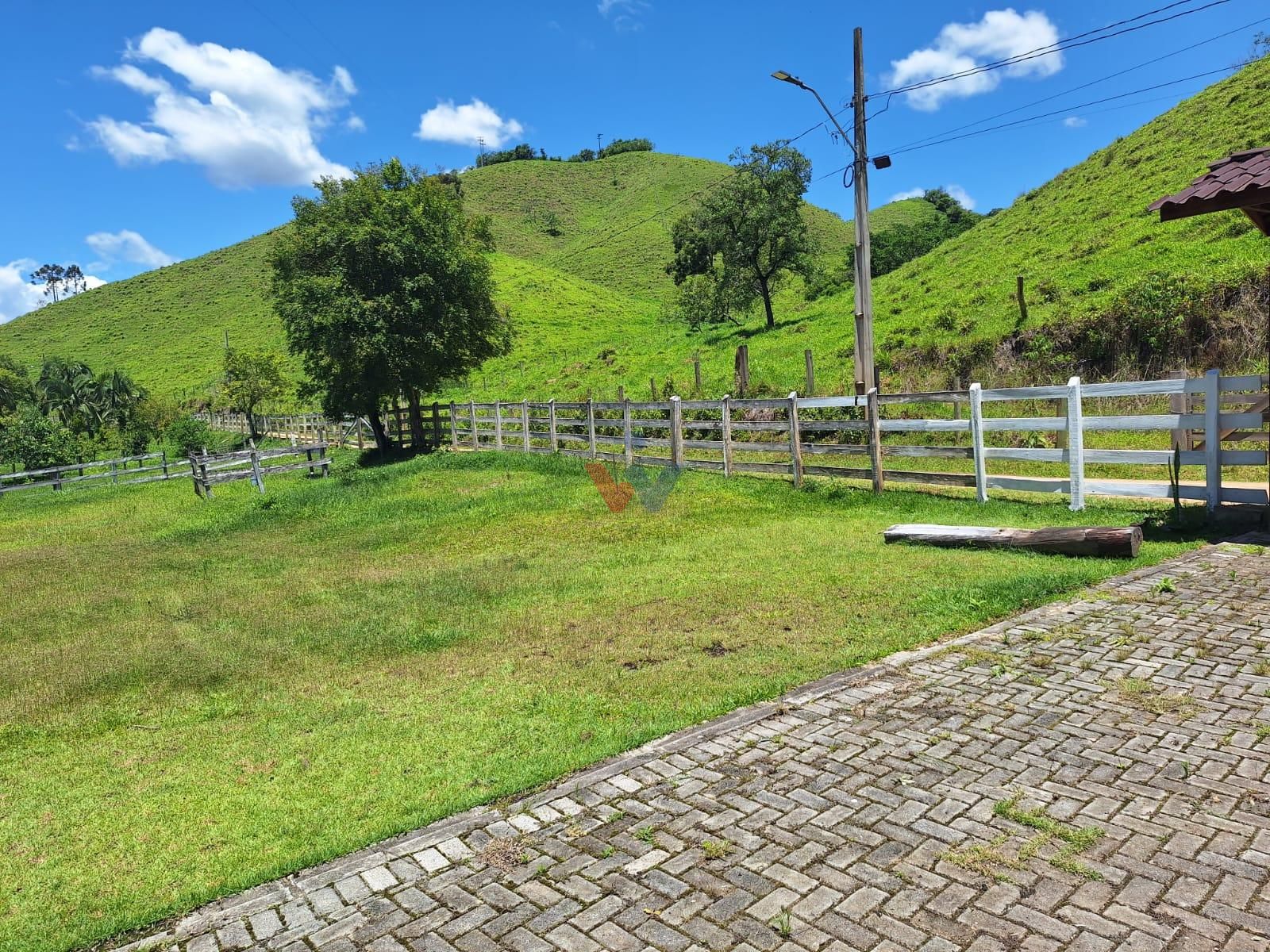 Chácara à Venda em Itaparica com 9.250m , Casa 160m  e Salão d...