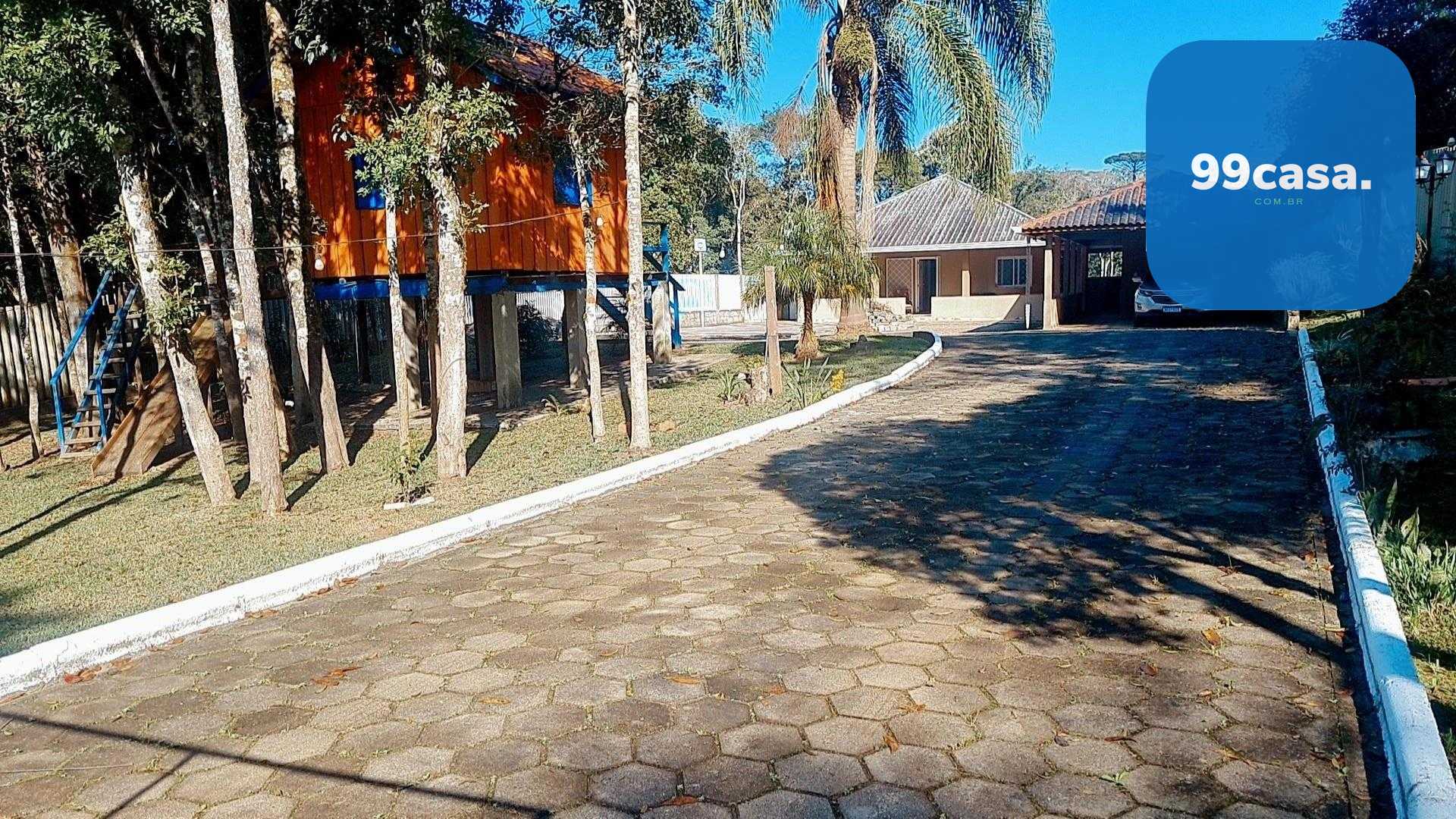 Chácara exclusiva em condomínio com lago, nascentes e 13.500 m...