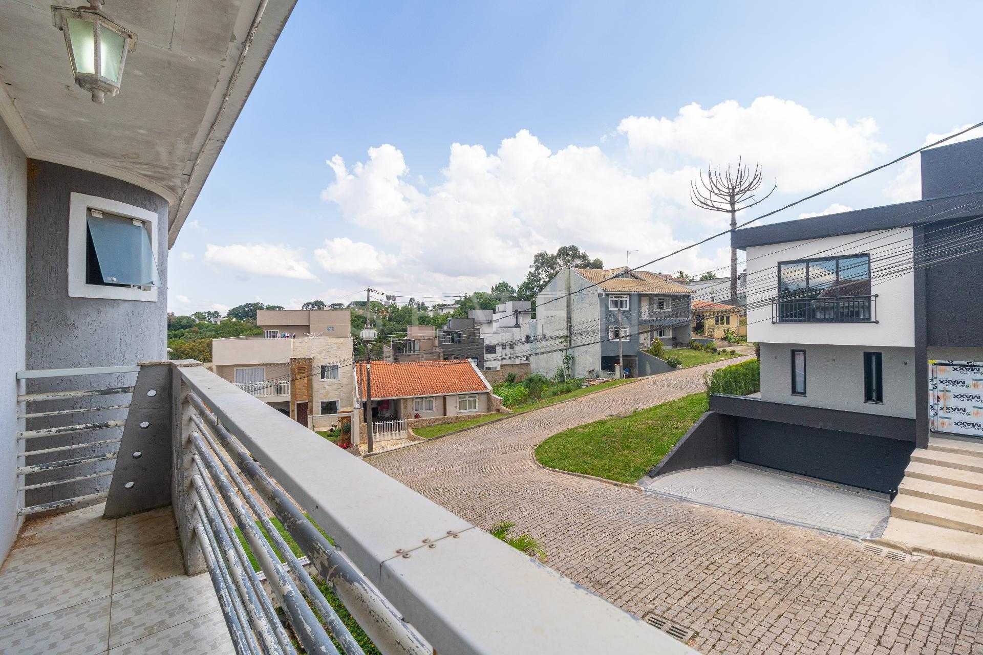 Sobrado em condomínio Santa Cândida com 246 m , suíte master, ...