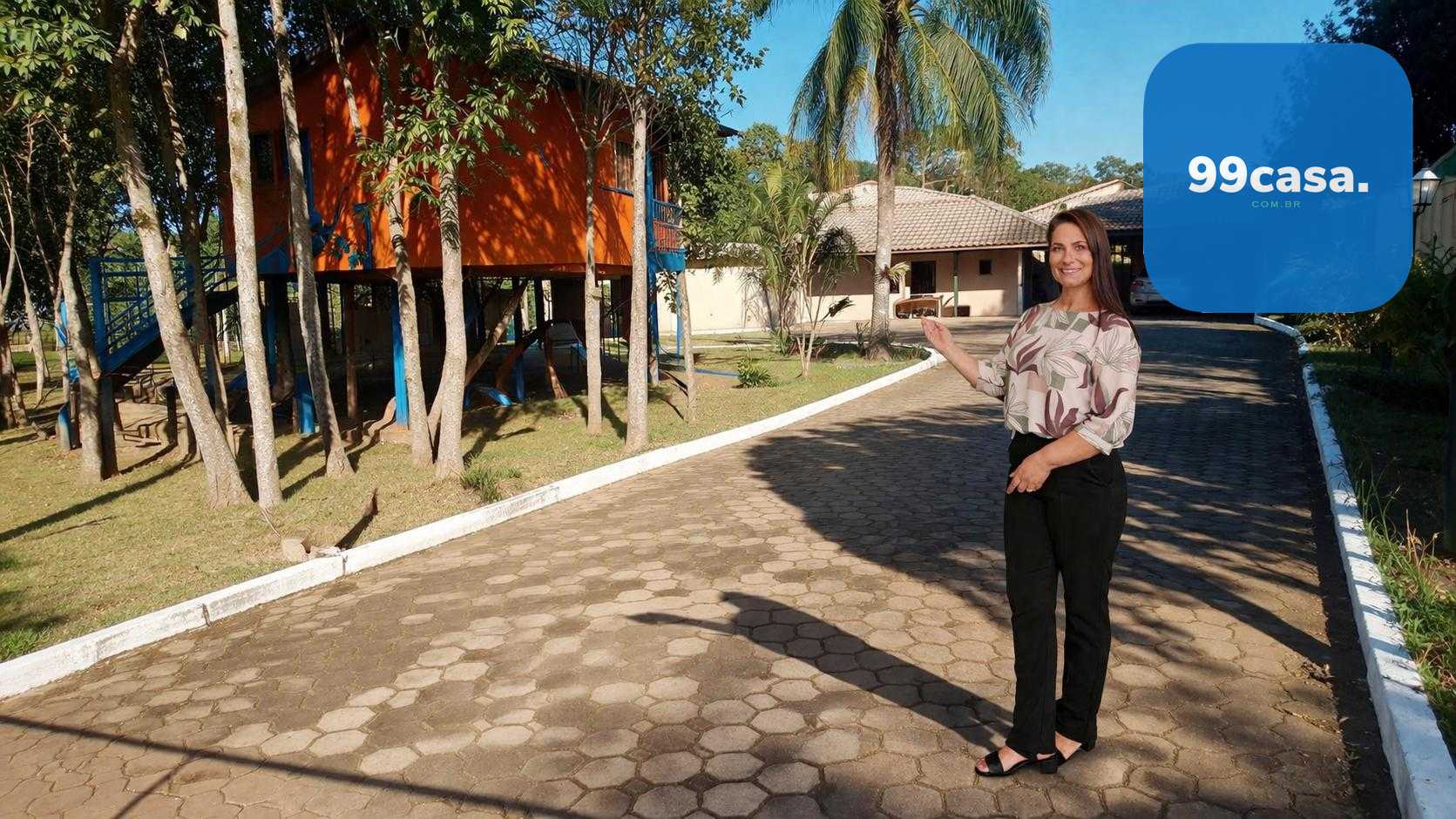 Chácara exclusiva em condomínio com lago, nascentes e 13.500 m...