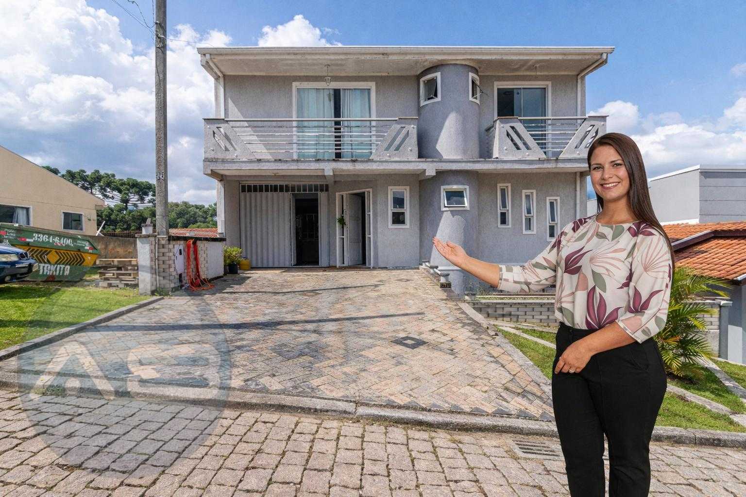 Sobrado em condomínio Santa Cândida com 246 m , suíte master, ...