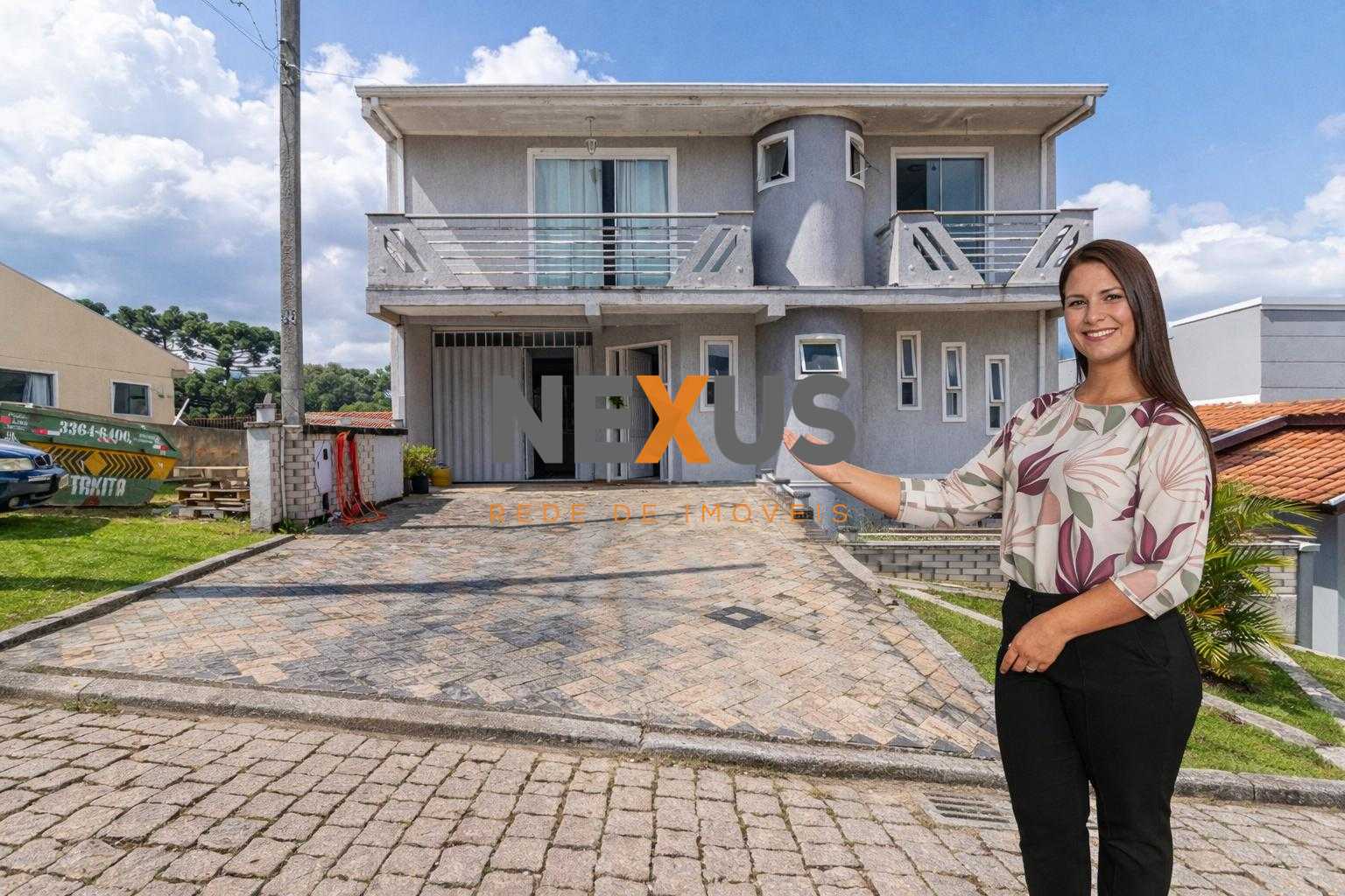Sobrado em condomínio Santa Cândida com 246 m , suíte master, ...