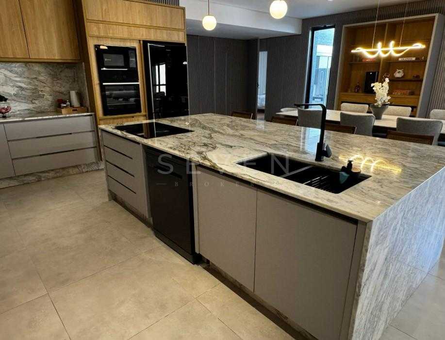 Casa com 3 dormitórios à venda,420.00 m , alto boqueirão, CURI...