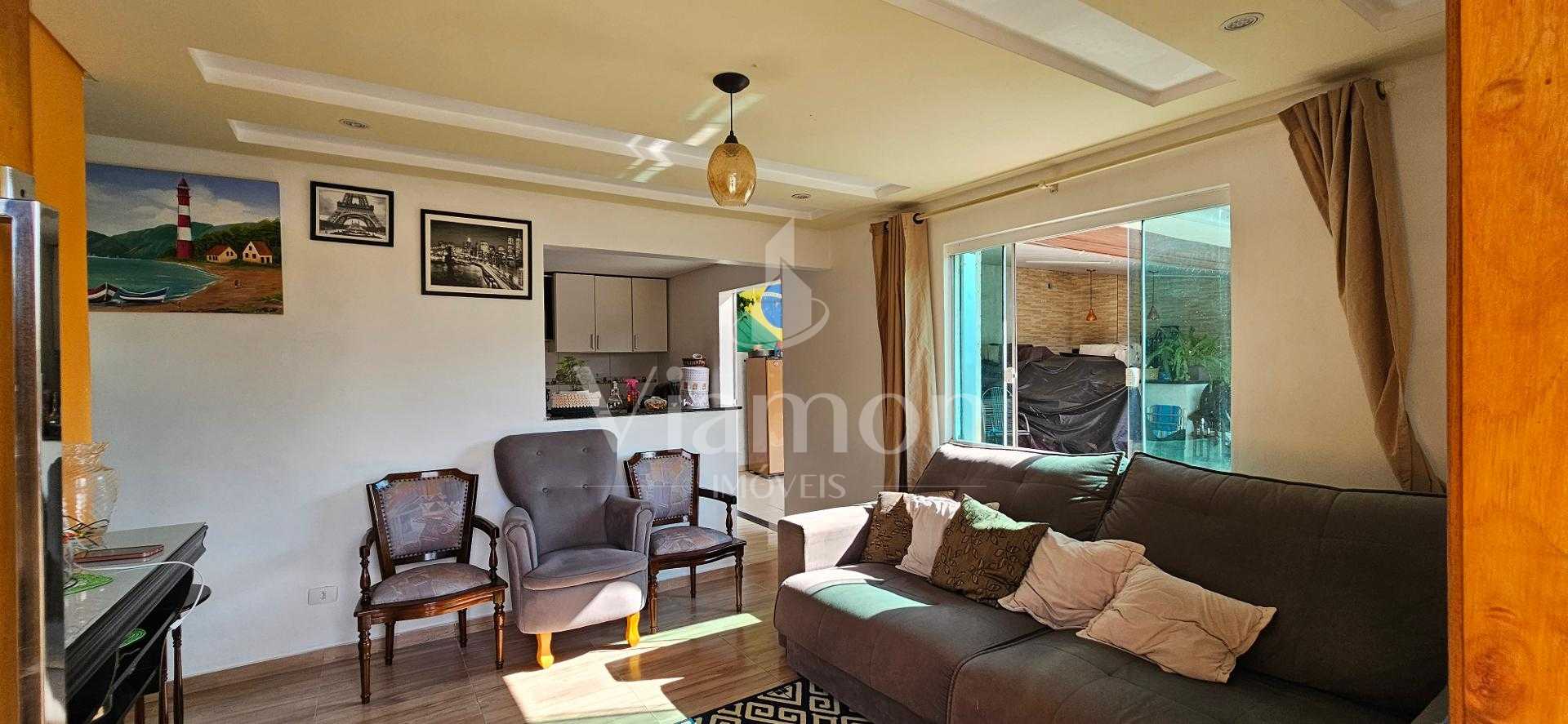 Casa à venda com amplo terreno, Santa Cândida, CURITIBA - PR