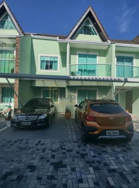 Sobrado com 3 dormitórios à venda,155.00 m , Agua Verde, CURIT...