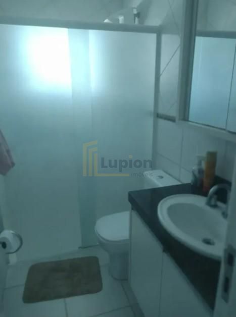 Sobrado com 3 dormitórios à venda,155.00 m , Agua Verde, CURIT...