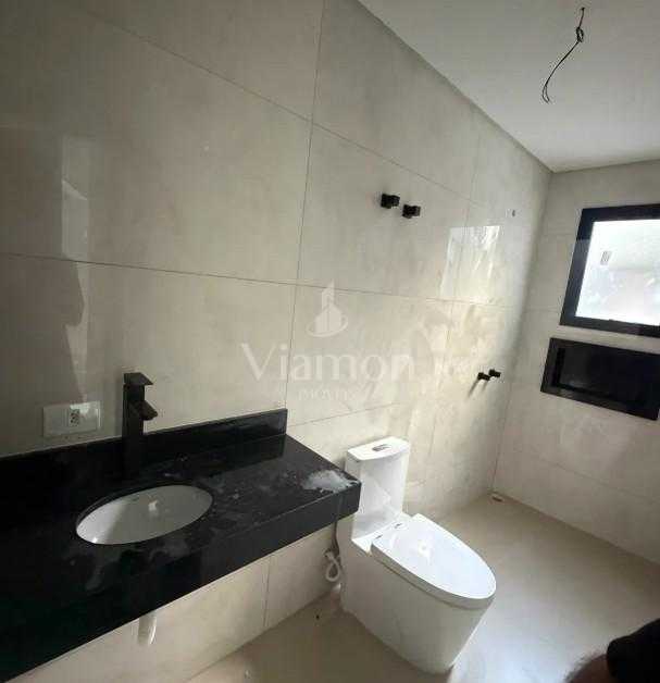 Sobrado com 3 dormitórios à venda,135.00 m , barreirinha, CURI...