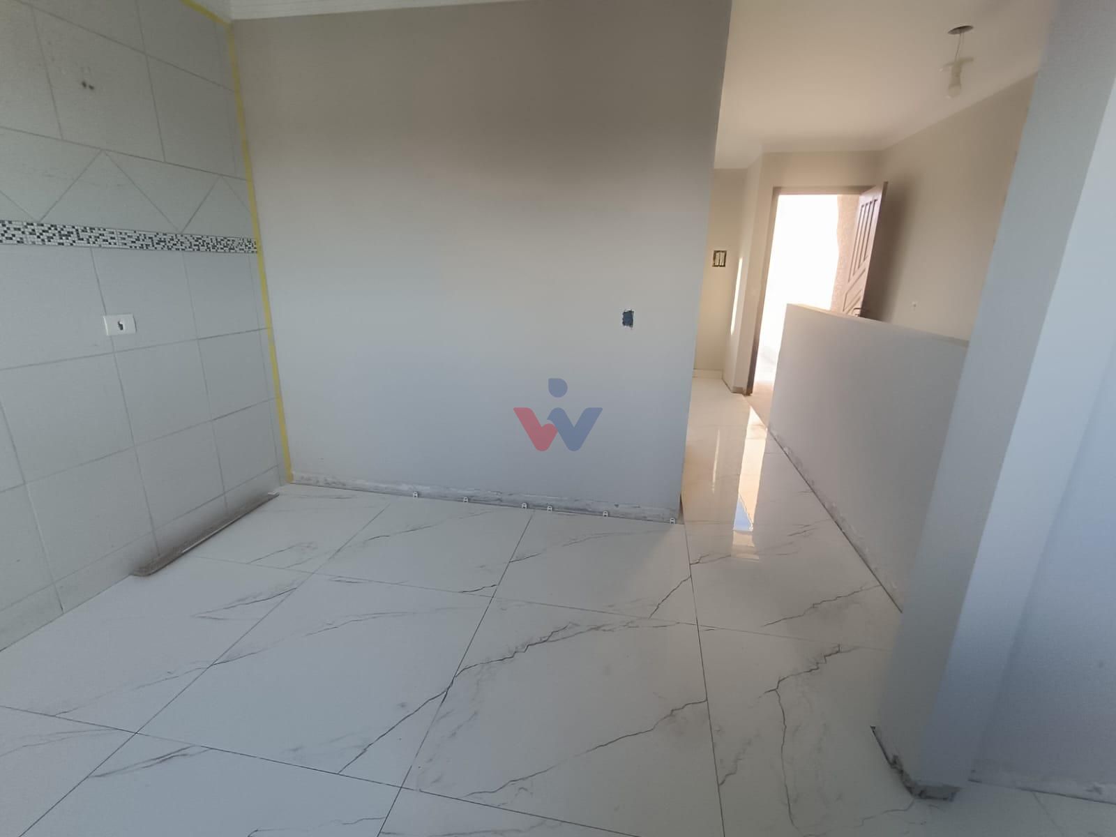 Sobrado invertido com 69 m , 02 quartos, terreno 6X30, Passaún...