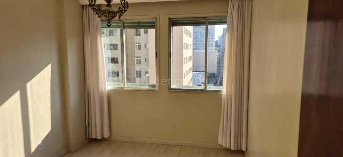 Apartamento com 3 dormitórios à venda,195.00 m , Centro, CURIT...
