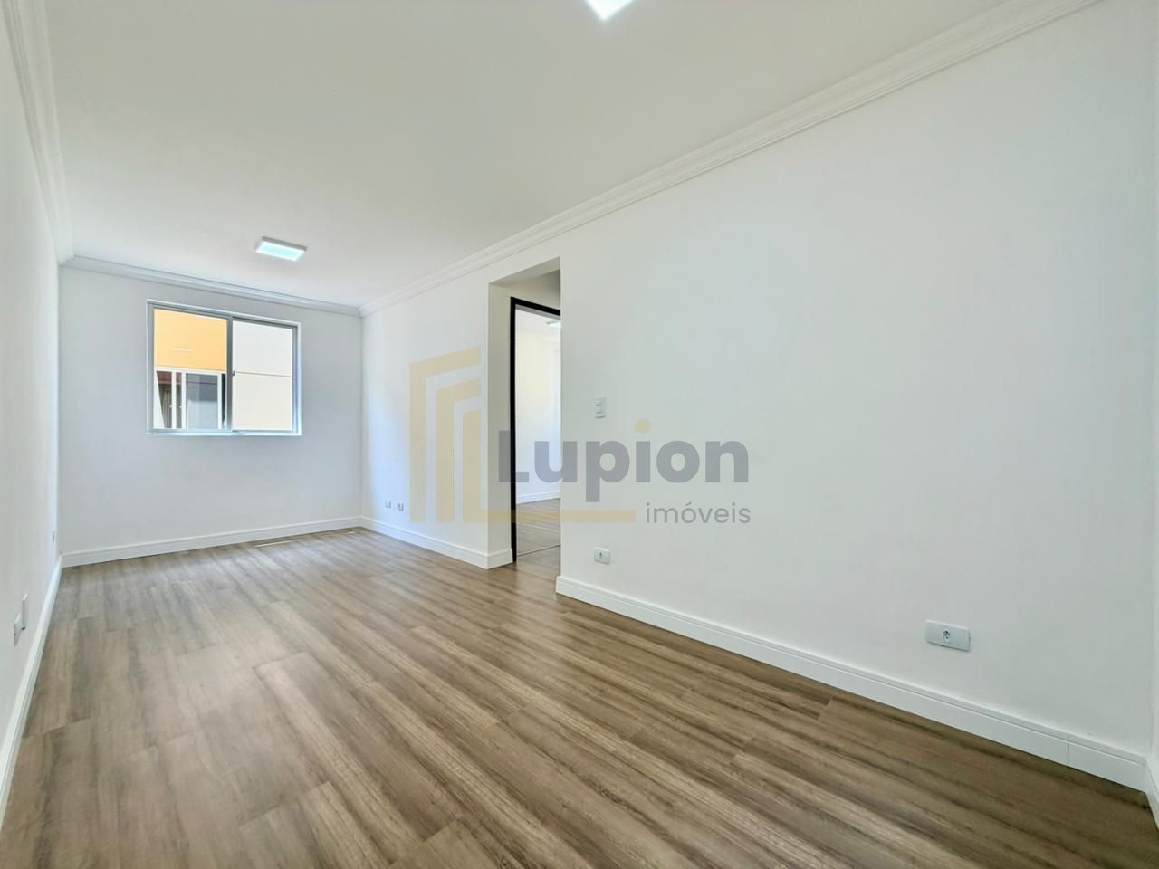 Apartamento no segundo andar com 2 quartos Parque da Fonte SJP...